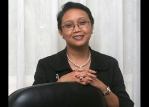 Mengenal Retno Marsudi, Menlu Perempuan Pertama Indonesia