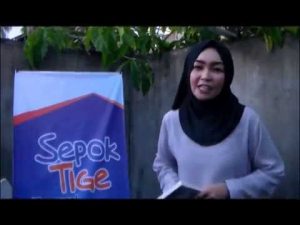 Rizka Edmanda bedah buku Sepok Tige
