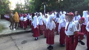 Pelaksanaan Sekolah Lima Hari SDN 20 Tak Alami Masalah
