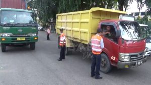 Tronton Diatas 20Pit Disarankan Melintasi Ayani Di Malam Hari