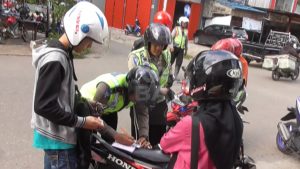 Langgar Rambu Lalu Lintas, Puluhan Pengendara Terjaring Razia