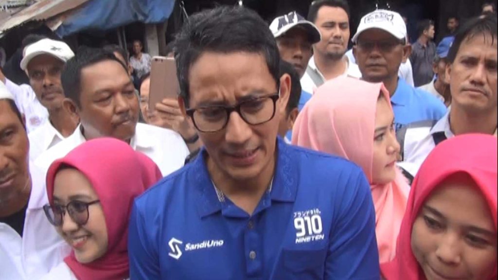 Sandiaga Uno Dengar Keluhan Pedagang Pasar Tengah