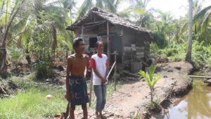 Warga Tak Mampu Di Sungai Kakap Harap Bantuan Bedah Rumah