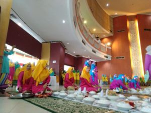 Ibu PKK Gelar Saprahan di PCC