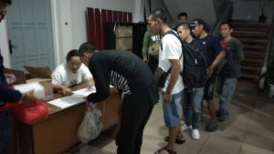 Nekat Terobos Hutan Tanpa Paspor, 120 TKI Bermasalah Kembali Dideportasi