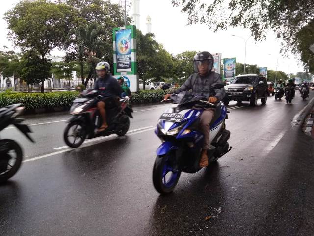 Musim Hujan, Jalan Licin Rawan Kecelakaan