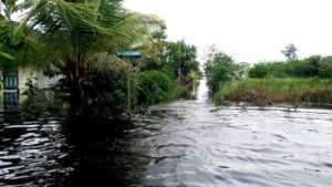 Parit Cabang Kiri Banjir, Warga Belum Mau Ngungsi