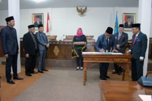 Tujuh Fraksi Setujui APBD Perubahan