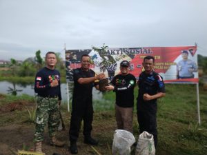 SAC dan Brimob Polda Kalbar Gelar Penghijauan