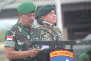 Patroli TNI AD dan Tentara Diraja Malaysia Antisipasi Kejahatan Antar Negara