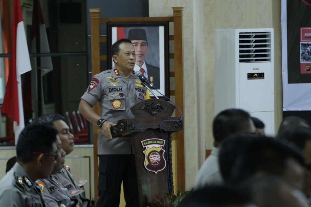 Polres Melawi Mendapat Dua Bendera Tengkorak
