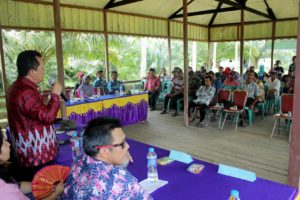 Pernikahan dan Perceraian Usia Dini di Kalbar Tinggi