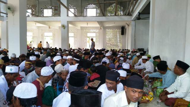 Peringati Maulid, Warga Dusun Parit Amangku Sholawat Bersama