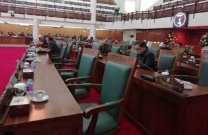 Paripurna Ditunda! Gubernur, Wakil Gubernur dan Ketua DPRD Kompak Absen