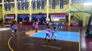 Sedang Berlangsung, Pertandingan Basket Putri Pontianak VS Landak