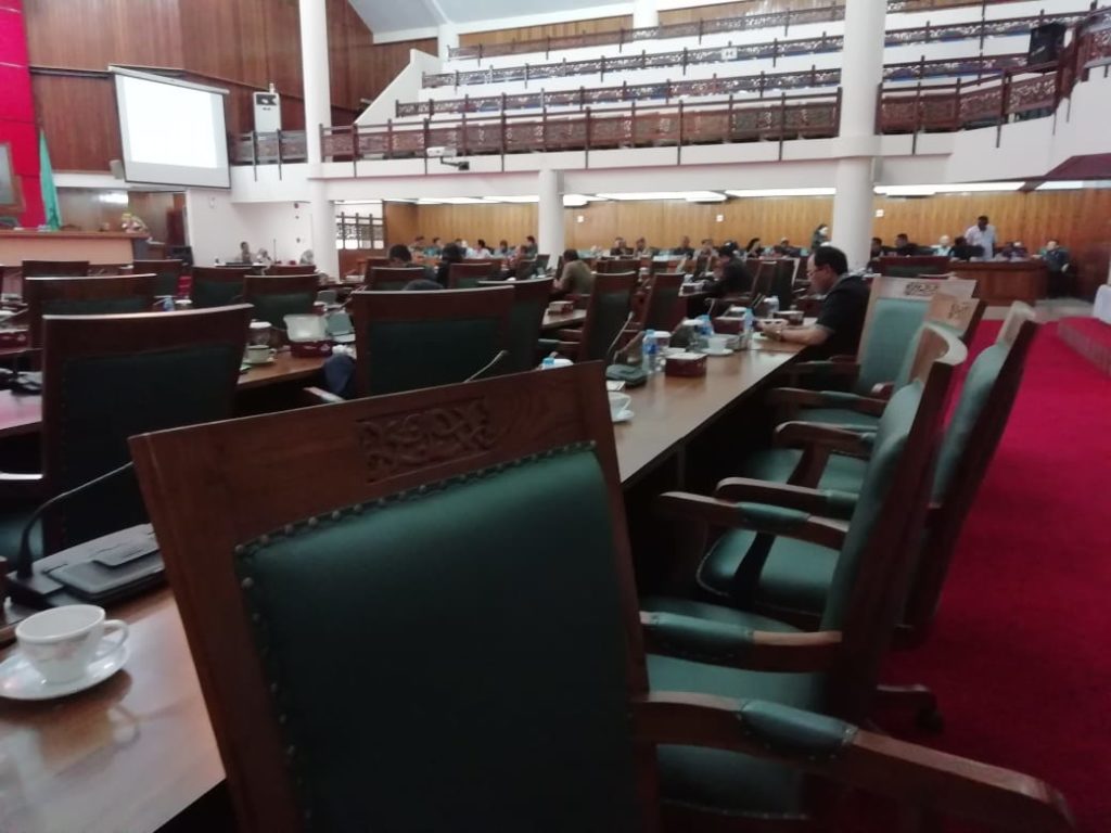 Syarat Kuorum! Rapat Paripurna DPRD Kalbar Molor Lebih Sejam