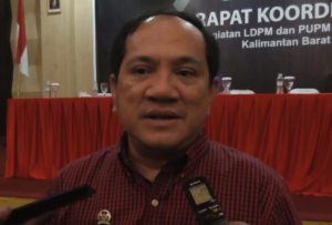 Michael Jeno Sarankan Petani Karet Multi Usaha Tani
