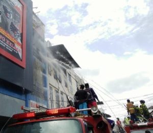 Toko Harapan Masa di Kapuas Besar Terbakar