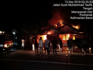 Butik Luna di Mempawah Terbakar