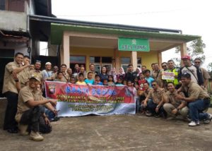 Pupuk Kebersamaan, Alumni DTT dan SMDE Polda Kalbar Gelar Baksos
