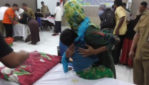 Sunat Massal Kemenag : Banyak yang Menjerit dan Meronta