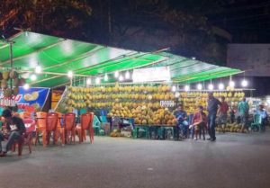 Penjual Durian Diminta Bayar Retribusi Kebersihan