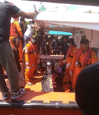 Penumpang KM Bone Yang Jatuh Terpeleset Ditemukan Meninggal