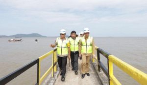 Monitor Bersama Pembangunan Pelabuhan Internasional Kijing