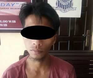 Ancan Tega Aniaya Teman di Pasar Loak