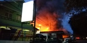 Tiga Bangunan Hangus di Jalan Moh Sohor