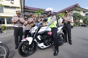 Aksi Heroik Ipda Tatang Peroleh Reward Kapolda Kalbar