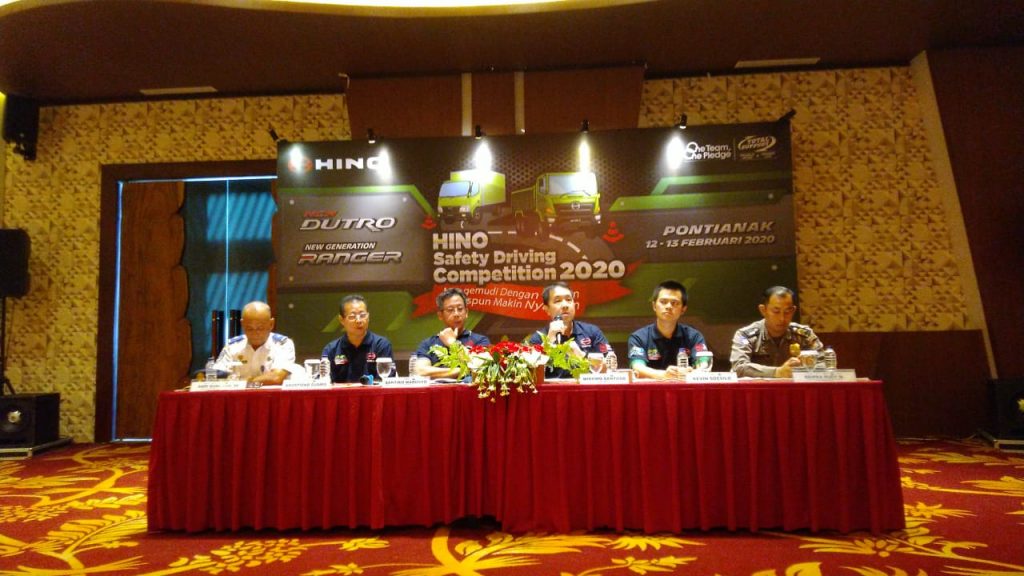 Berikan Layanan Transportasi yang Aman dan Nyaman, Hino gelar Safety Driving Competition