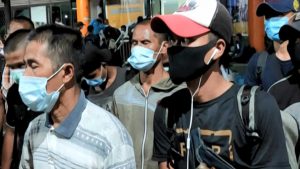 Usai Karantina, Puluhan PMI Dipulangkan ke Kampung Halaman