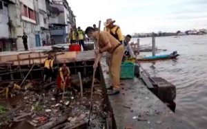 Tujuh Ruko Terdampak Pembangunan Waterfront Senghie Dibongkar