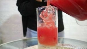 Red Lemon Minuman Segar Berbahan Sederhana