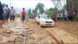 Kades Setungkup Berharap Jalan Sintang-Ketunggau Segera Diperbaiki