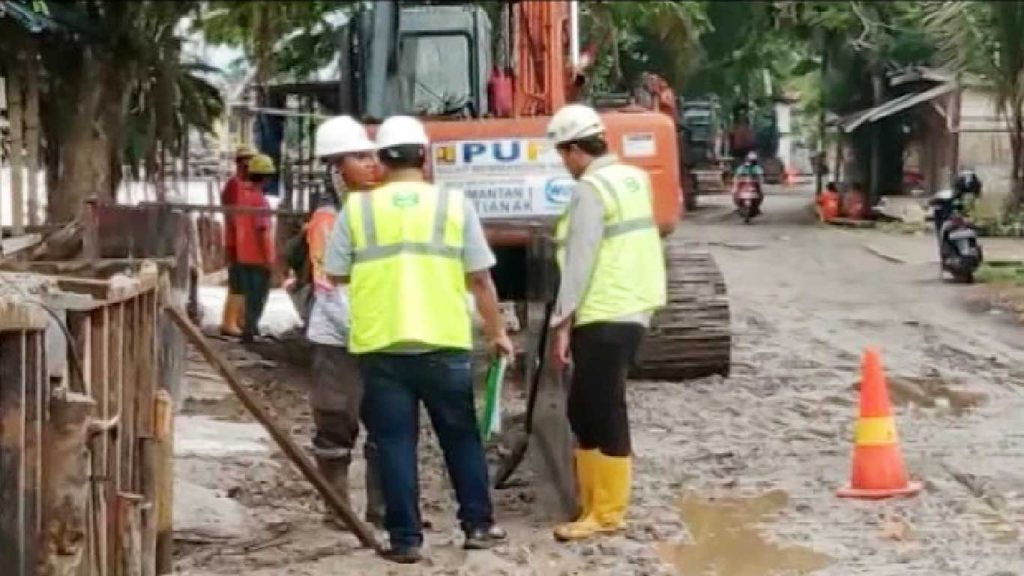 Progres Pembangunan Tanggul Capai 53%
