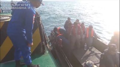 Lima ABK Selamat Usai KM Nusantara 5 Tenggelam di Bintan, Dievakuasi Kapal Asing