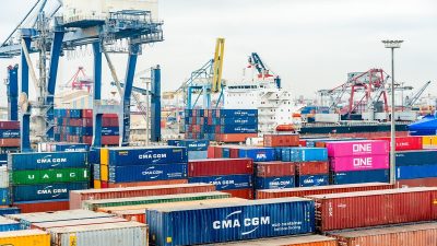 Pemerintah Tancap Gas Deregulasi Impor, Wamenkeu: Pengawasan Lebih Cepat, Biaya Logistik Lebih Murah
