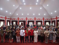 Wagub Krisantus Kobarkan Semangat PMKRI Pontianak: Literasi dan Bahasa Inggris Kunci Membangun SDM Unggul