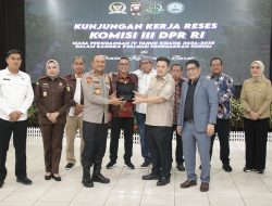 Anggaran Polda Kalbar Rp1,45 Triliun, Kapolda Blak-blakan ke DPR Masih Butuh Tambahan untuk RS hingga Perbatasan