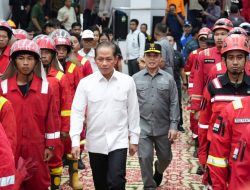Tangani Karhutla, Menteri LHK Dorong Teknologi Permanen dan Sanksi Tegas di Kalbar