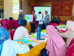 Pelatihan Ashoka Cetak Ide Kreatif Warga Yuka dari Damkar Kampung hingga Wisata Sungai Kapuas