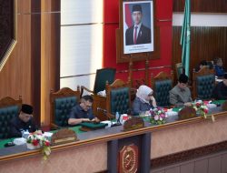 Disahkan! RAPBD Perubahan 2025 Kalbar Siap Genjot Pembangunan Infrastruktur dan Ekonomi Daerah