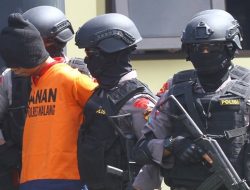 Densus 88 Tangkap Empat Pendukung ISIS Aktif Sebar Propaganda Teror di Medsos