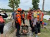 Evakuasi Pasien Cuci Darah ke Rumah Sakit di Tengah Banjir