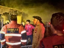GEGER! 10 Mess Karyawan PT MUBK di Kubu Raya Ludes Dilalap Api, Polisi Selidiki Dugaan dari Mess Kosong