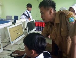 Ubah Cara Belajar Bahasa Inggris, Guru SMPN 13 Pontianak, Raih Penghargaan Internasional Berkat AI