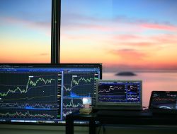 IHSG Tembus 8.300, Reli Pasar Saham Berlanjut di Tengah Optimisme Global