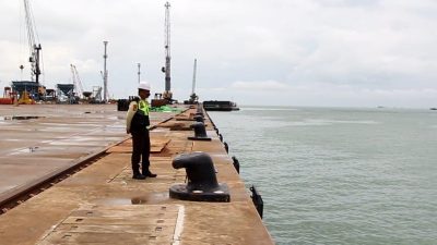 Pelabuhan Kijing Lesu, Pemerintah Didesak Batasi Truk Berat di Pontianak dan Pindahkan Aktivitas Kapal